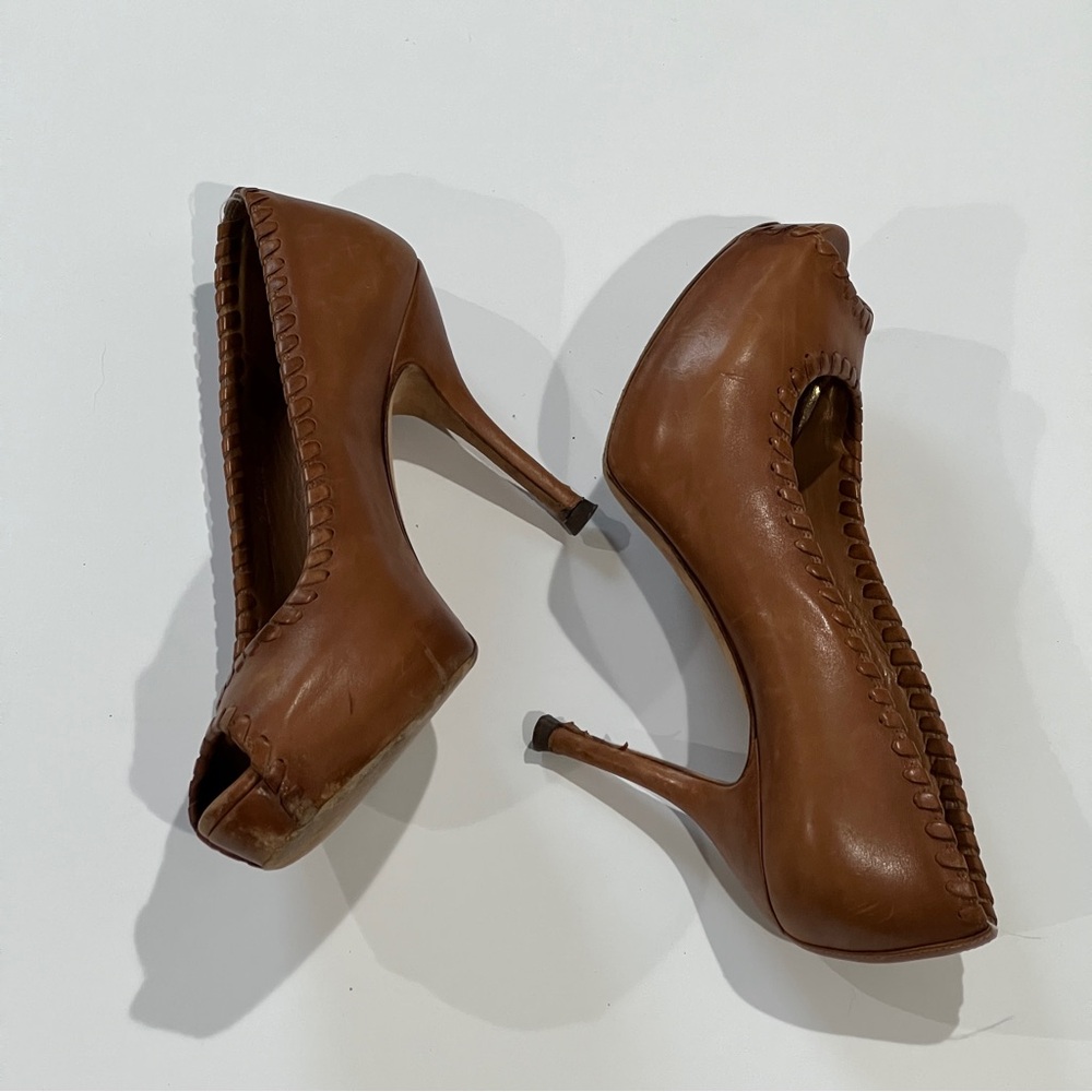 Gucci Women's Tan Peep-Toe Heels size 36 - Picture 2 of 4